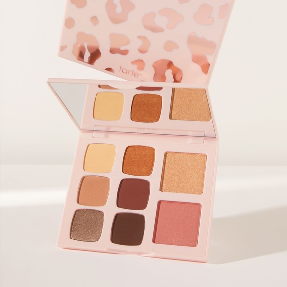 Tarte Cosmetics Maneater Passion Eye & Cheek Palette - Picture 2 of 3